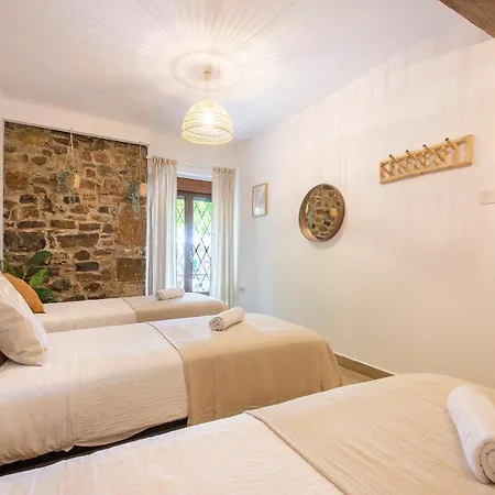 Yoga Retreat En Santiene Yoga&surf House San Sebastián